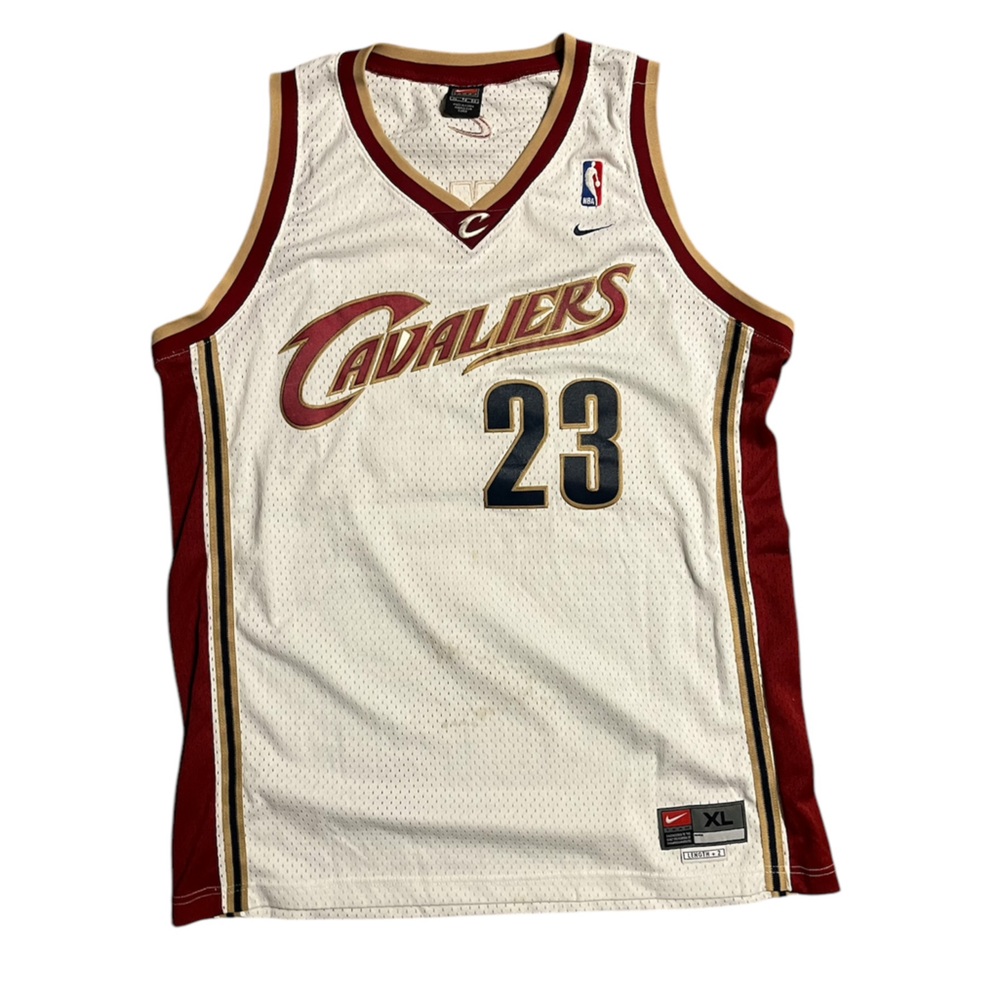 Vintage Lebron Cavs Nike Team Jersey
